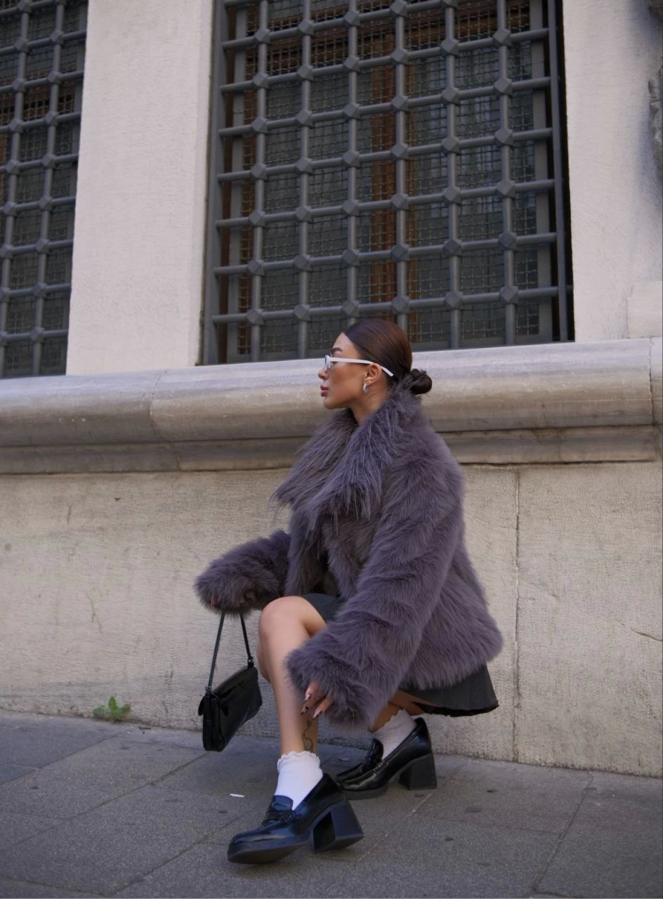 Venlora Salaş Sakallı Yumuşak Dokulu Yakalı Cepli Suni Kürk - füme