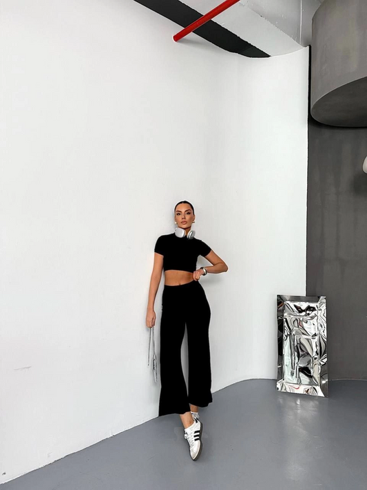 Osy Modal Yumuşak Dokulu Kumaş Kısa Kollu Crop Alt ispanyol Paça Pantalon ikili Takım - Siyah