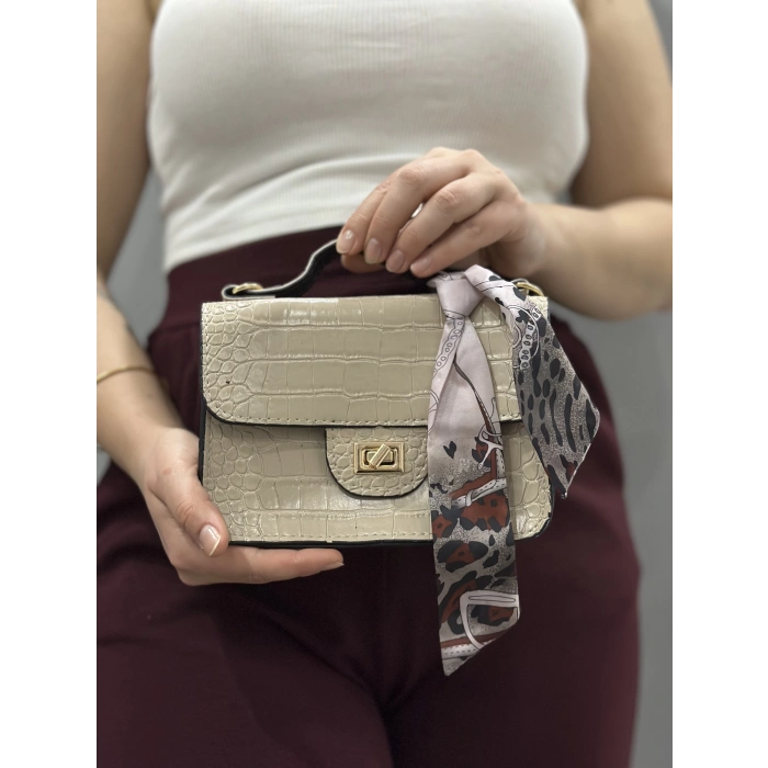 🅥🅔🅝🅛🅞🅡🅐™ Jisse Zarif Çanta